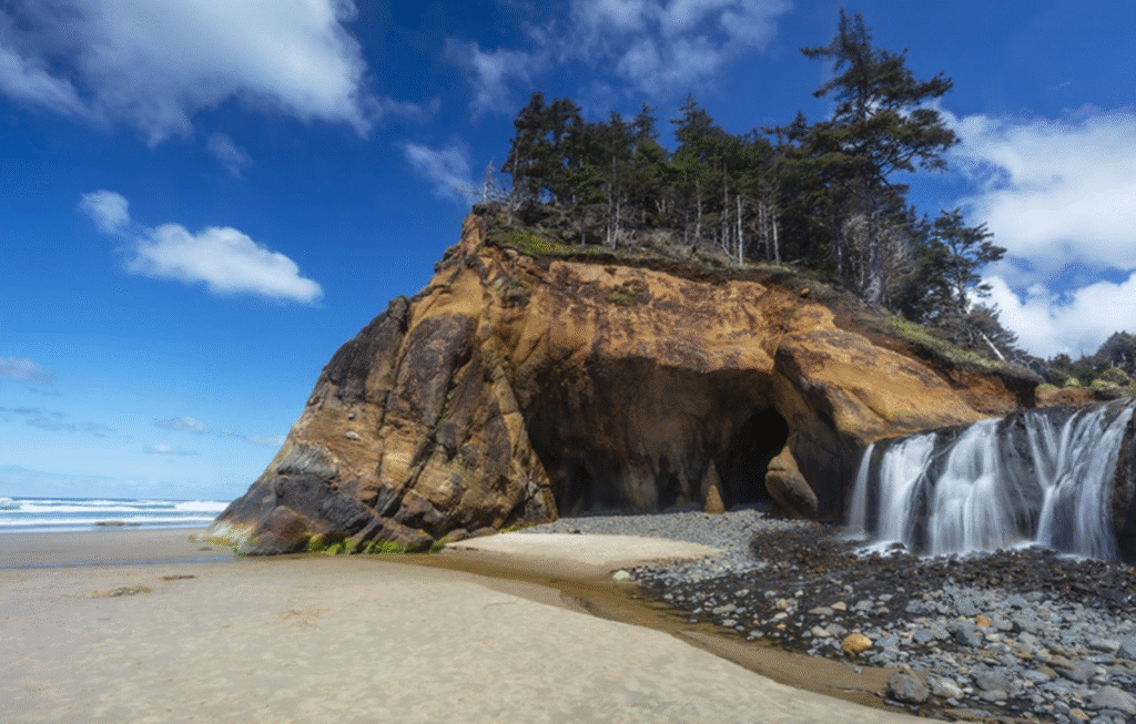 Hug Point State Recreation Area